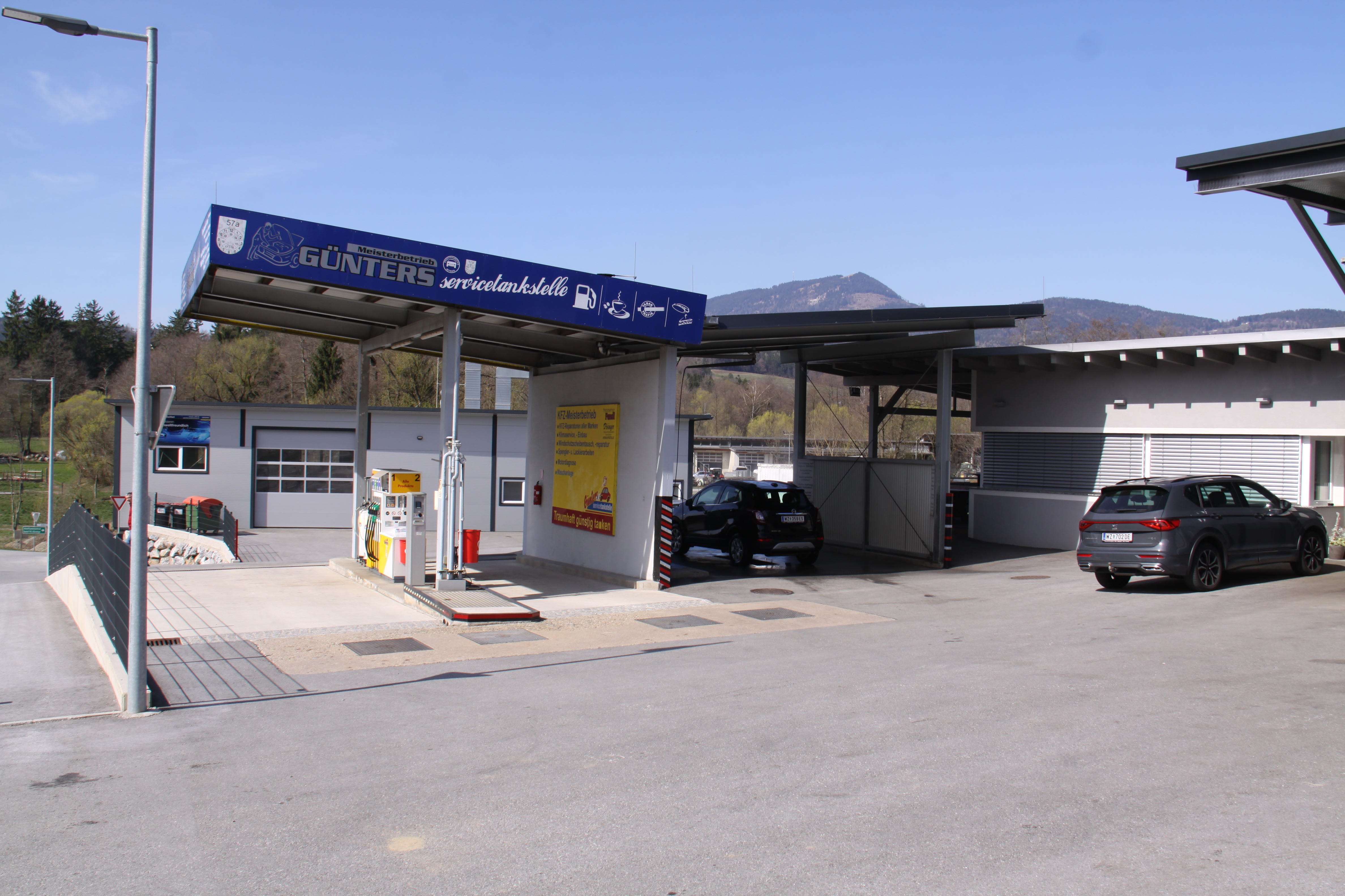 Panorama 3 Tankstelle